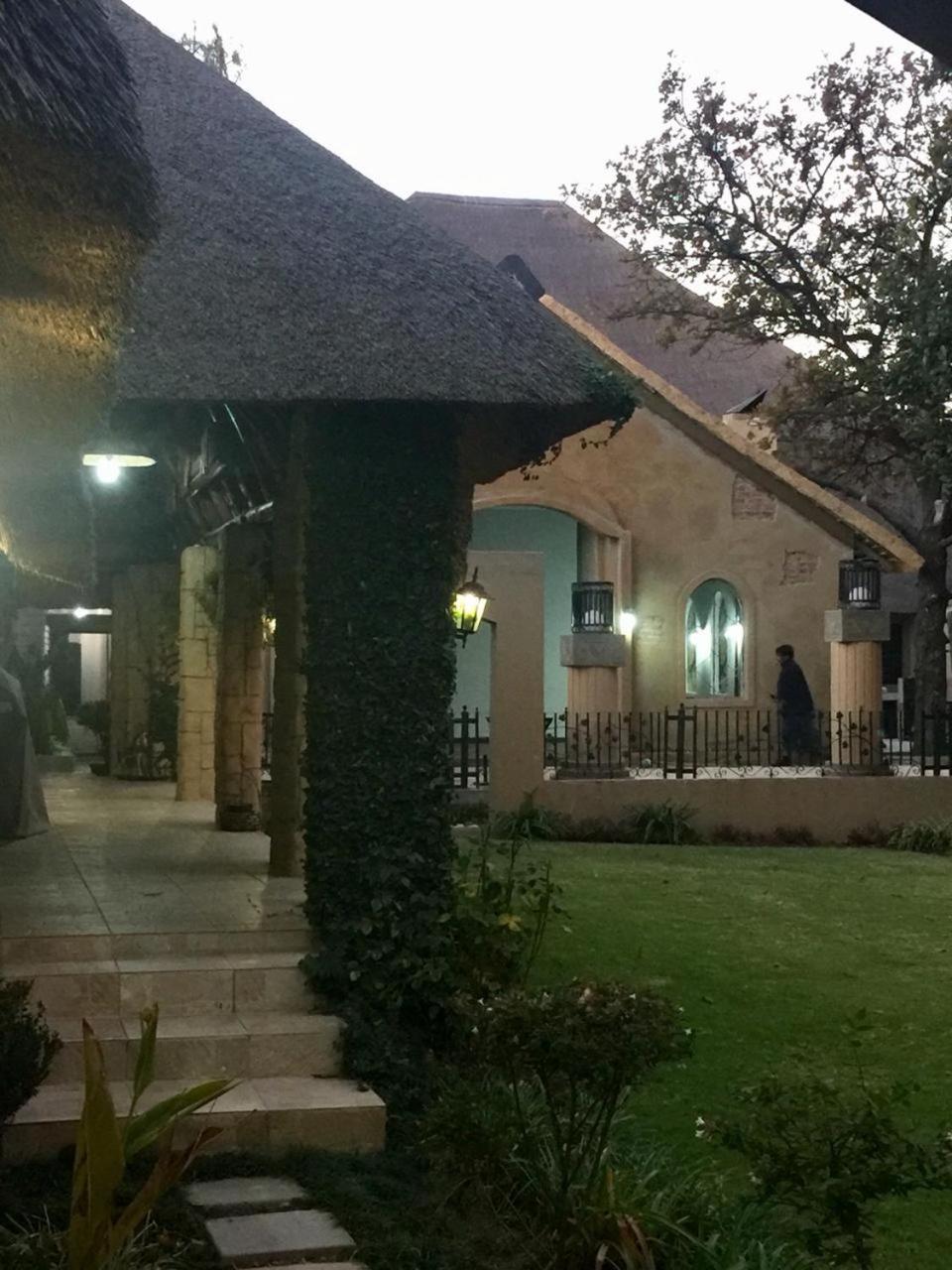 Hotel The Three Countries Estate Benoni Exterior foto